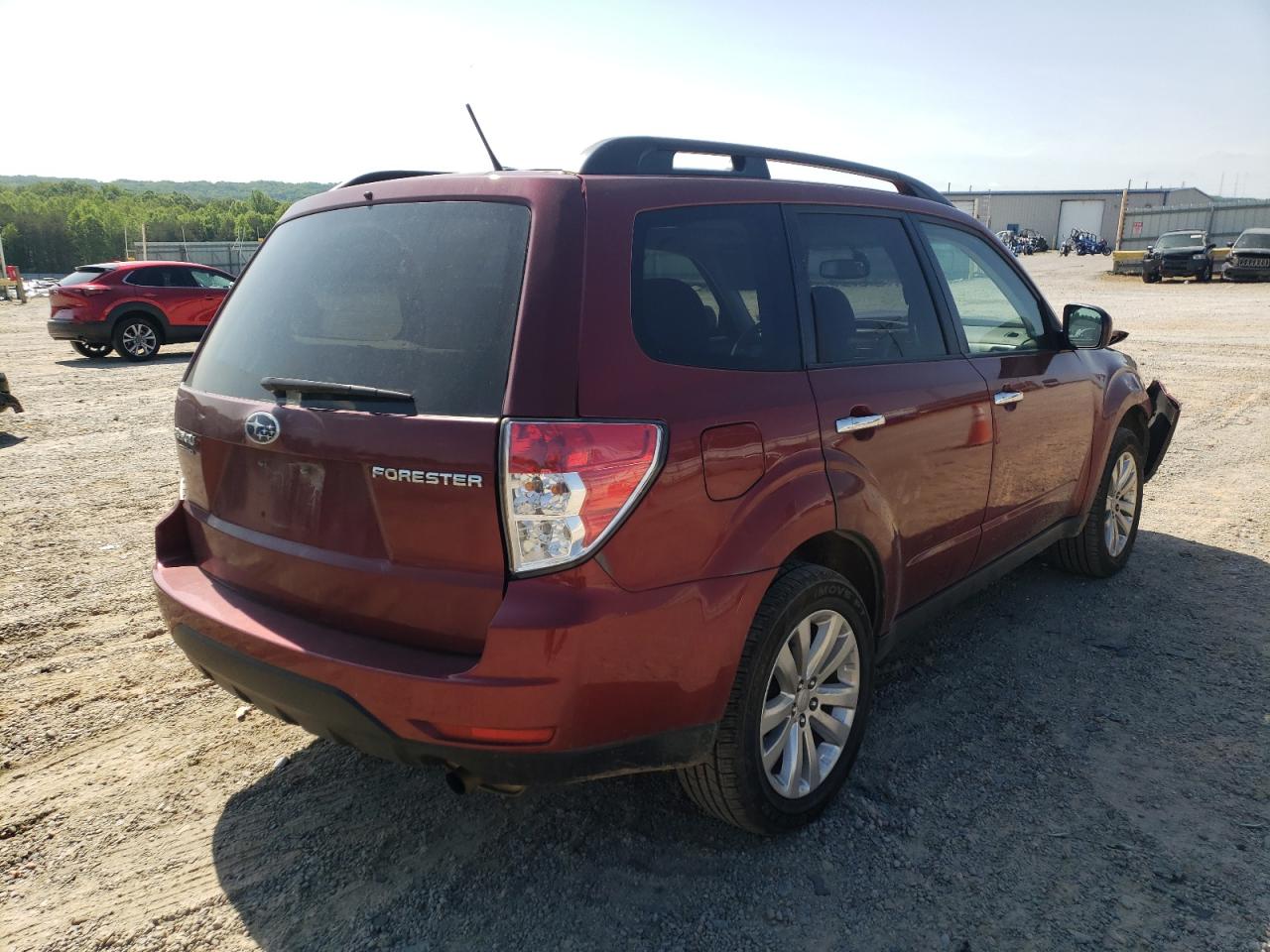 Photo 4 from auction – 2011 SUBARU FORESTER 2 with VIN JF2SHADC3BH739543