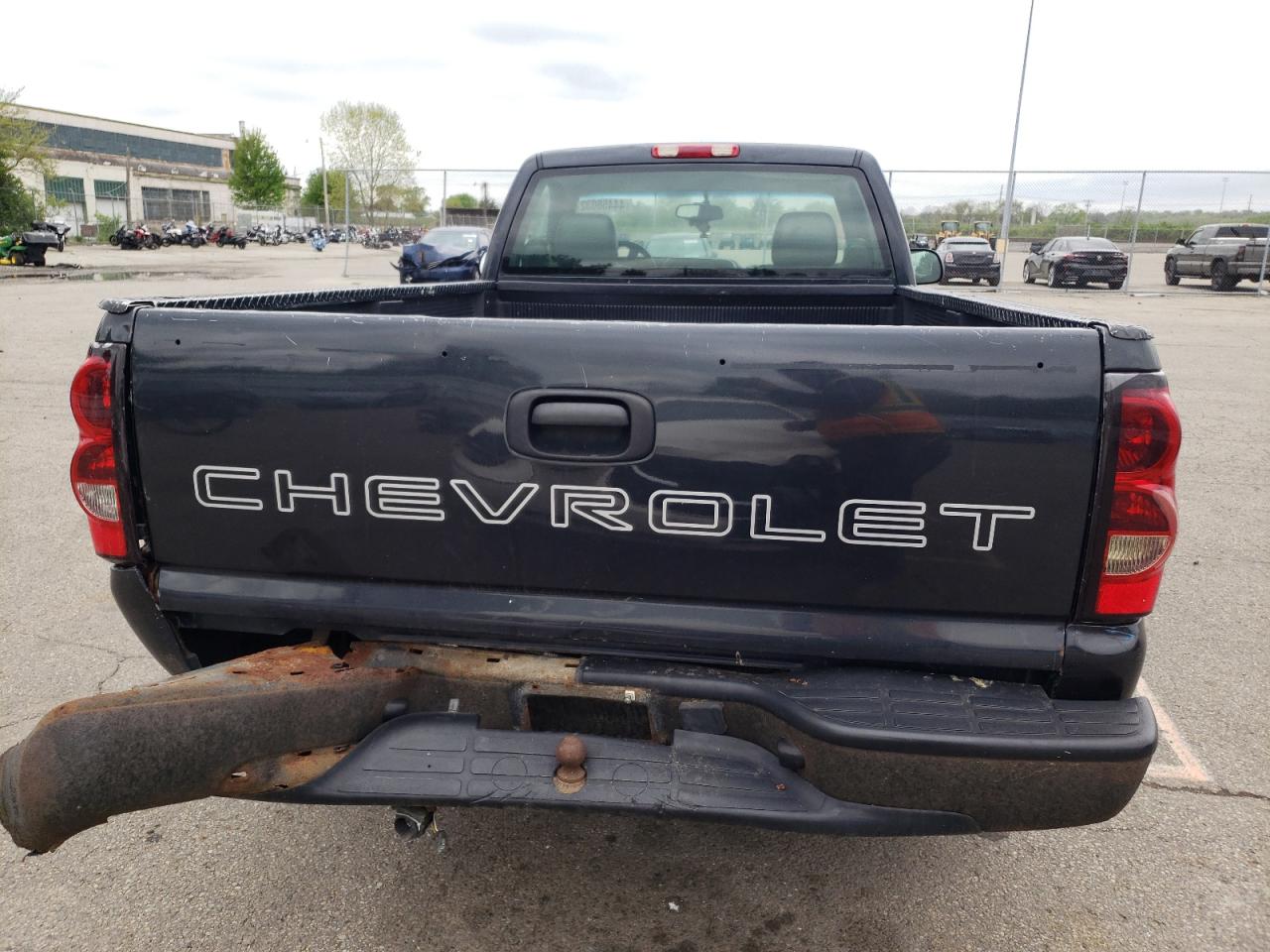 Photo 6 from auction – 2005 CHEVROLET SILVERADO with VIN 1GCEC14X25Z302970