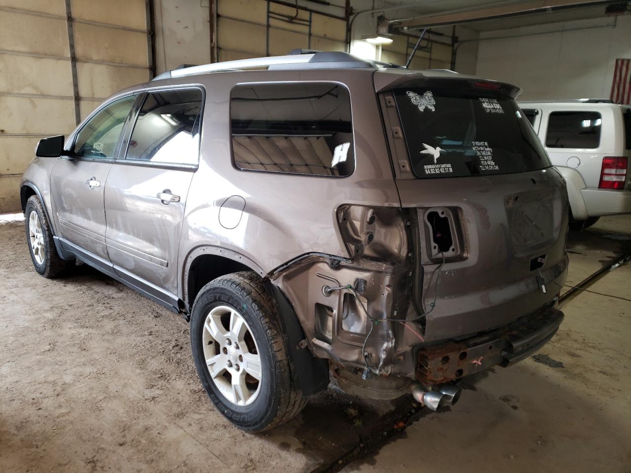 Photo 3 from auction – 2010 GMC ACADIA SLE with VIN 1GKLVLED6AJ115455