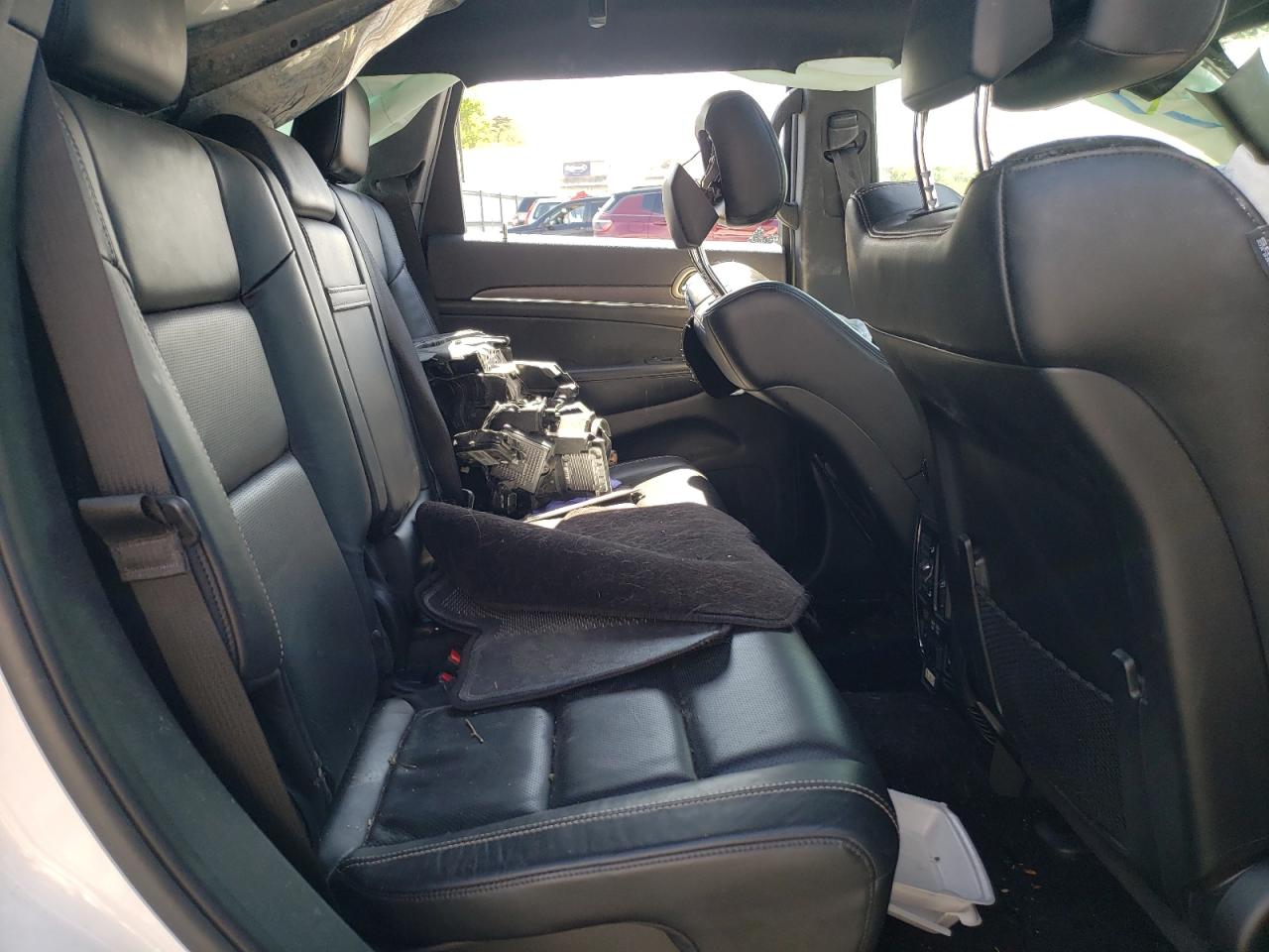 Photo 6 from auction – 2017 JEEP GRAND CHER with VIN 1C4RJFBG4HC882401