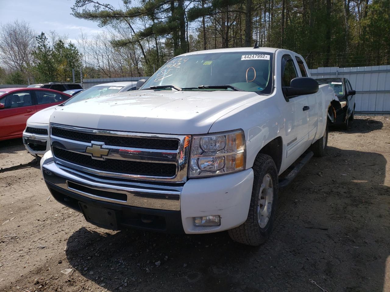 Photo 2 from auction – 2010 CHEVROLET SILVERADO with VIN 1GCSKSE39AZ145696