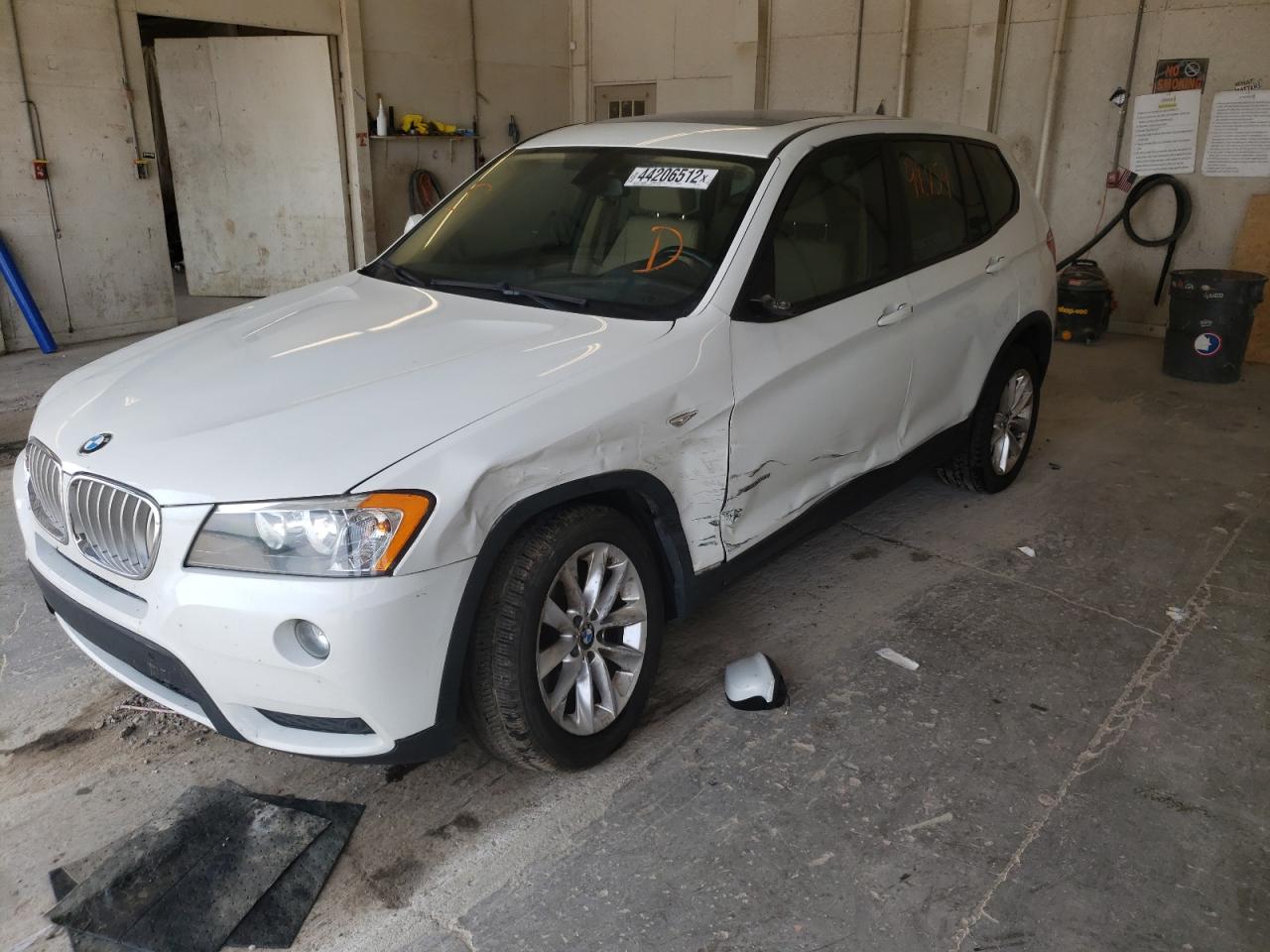 Photo 15 from auction – 2014 BMW X3 XDRIVE2 with VIN 5UXWX9C56E0D42577