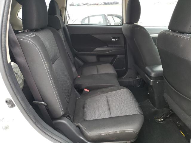 Photo 6 from auction – 2017 MITSUBISHI OUTLANDER with VIN JA4AZ2A38HZ064206