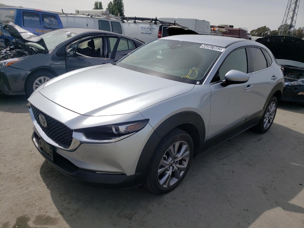 Photo 2 from auction – 2021 MAZDA CX-30 SELE with VIN 3MVDMBBL2MM242590