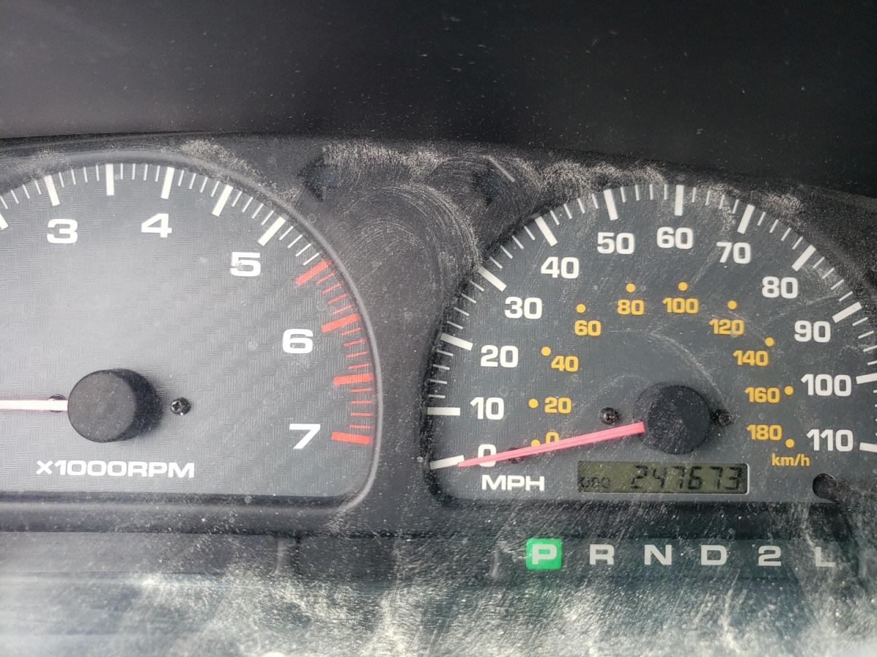 Photo 8 from auction – 2001 TOYOTA 4RUNNER SR with VIN JT3GN86R110209693