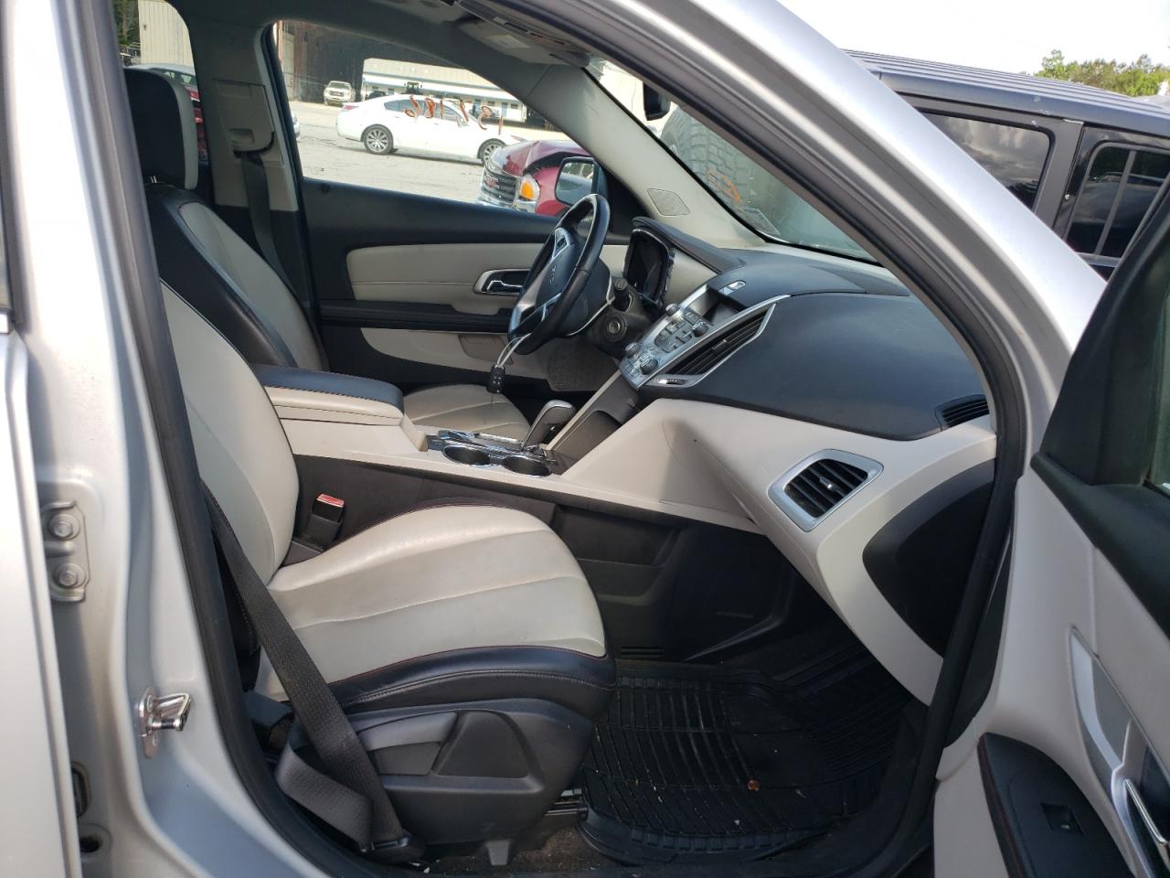 Photo 5 from auction – 2011 GMC TERRAIN SL with VIN 2CTALWEC9B6448625