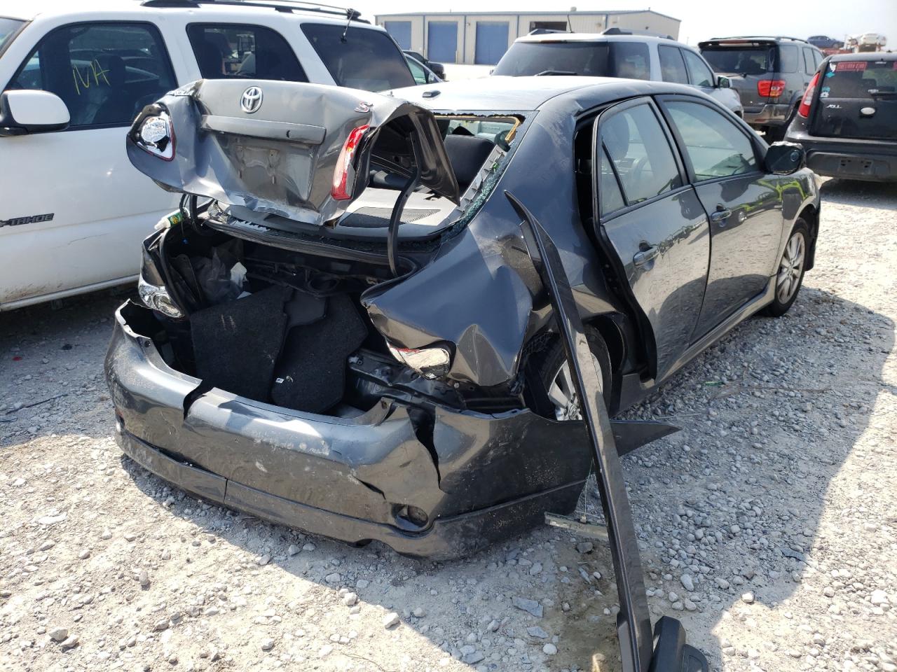 Zdjęcie 4 z aukcji – 2010 TOYOTA COROLLA BA z VIN 2T1BU4EE3AC522542