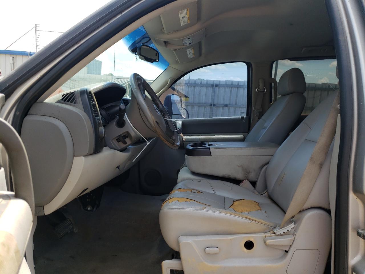 Photo 5 from auction – 2007 GMC NEW SIERRA with VIN 2GTEK13C771560852