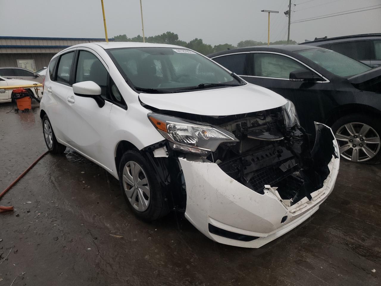 NISSAN VERSA NOTE 2017 with VIN 3N1CE2CP3HL358875 - Photo from auction