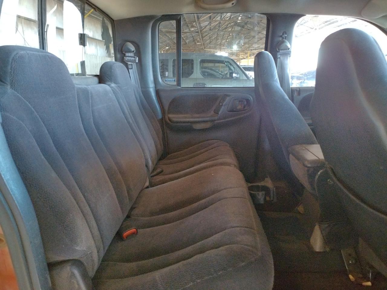 Photo 6 from auction – 2000 DODGE DAKOTA with VIN 1B7GG2AN5YS733175