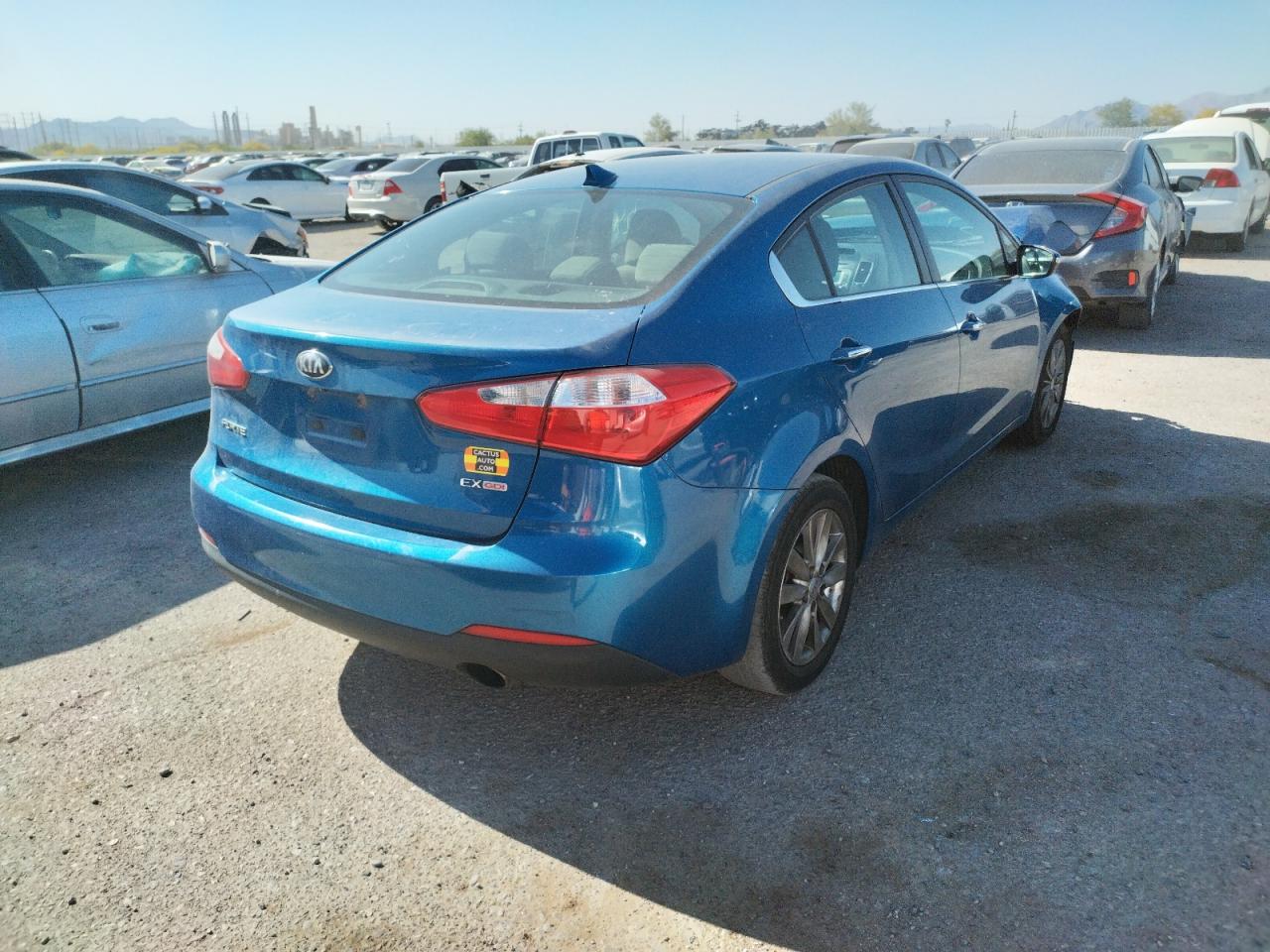 Photo 4 from auction – 2014 KIA FORTE EX with VIN KNAFX4A8XE5052888