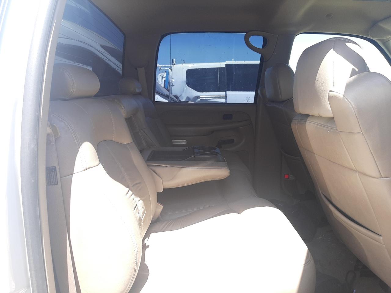 Photo 6 from auction – 2002 GMC SIERRA K25 with VIN 1GTHK23G92F194870
