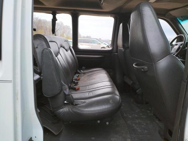Photo 6 from auction – 2002 CHEVROLET EXPRESS G3 with VIN 1GAHG35R521172229