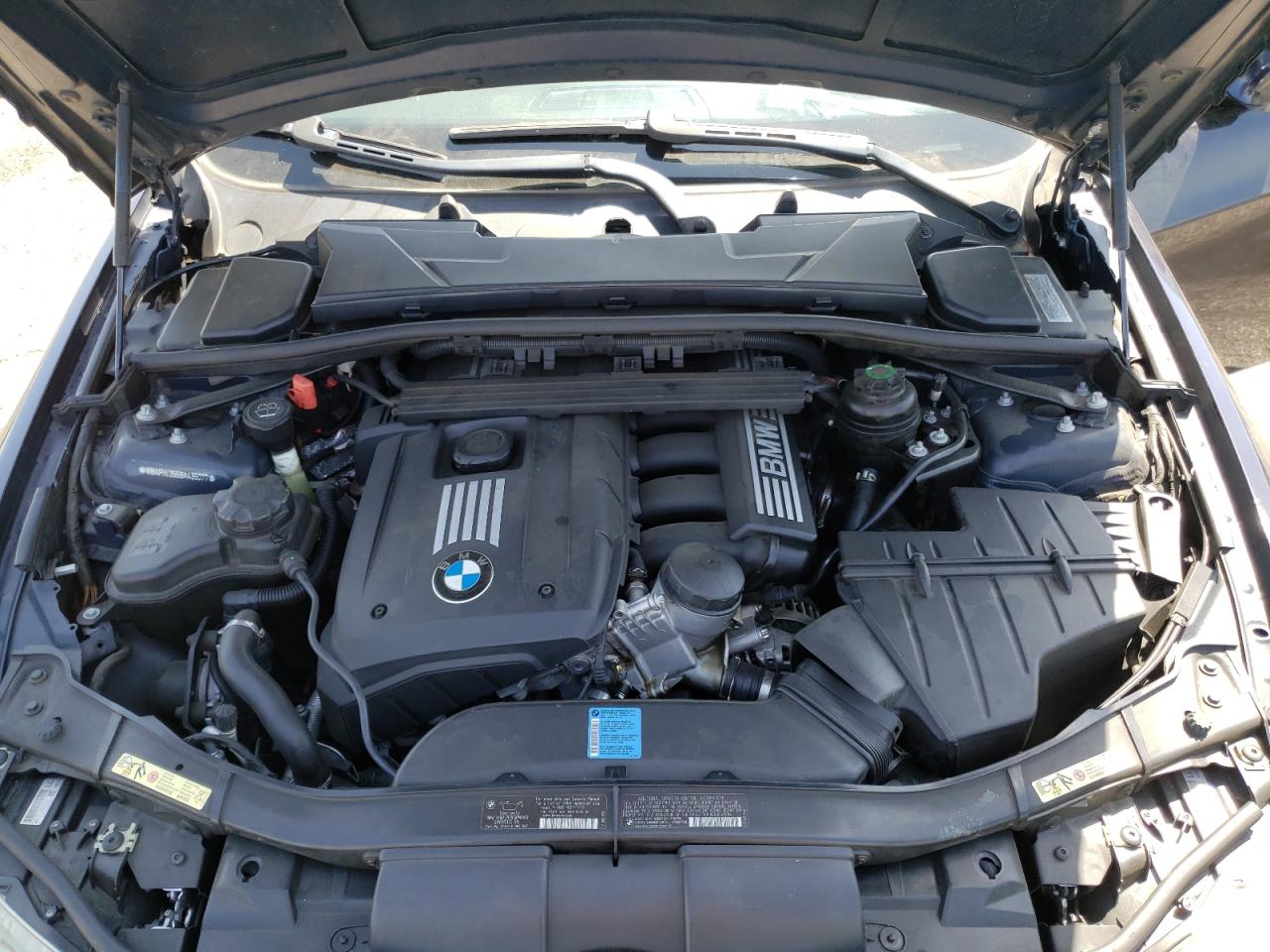 Photo 7 from auction – 2009 BMW 328I with VIN WBAPH53559A435077