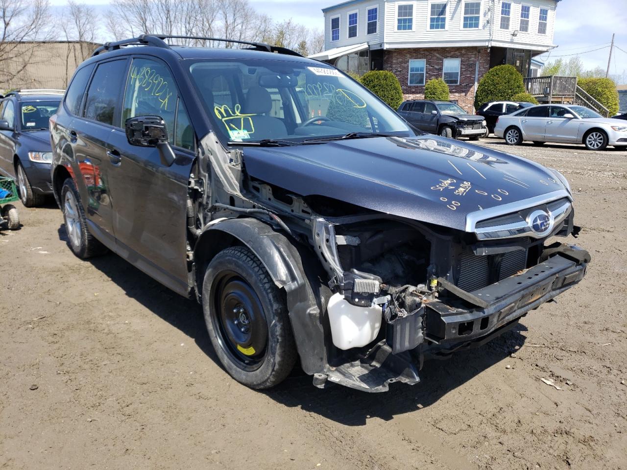 SUBARU FORESTER 2 2015 with VIN JF2SJAFC2FH567352 - Photo from auction