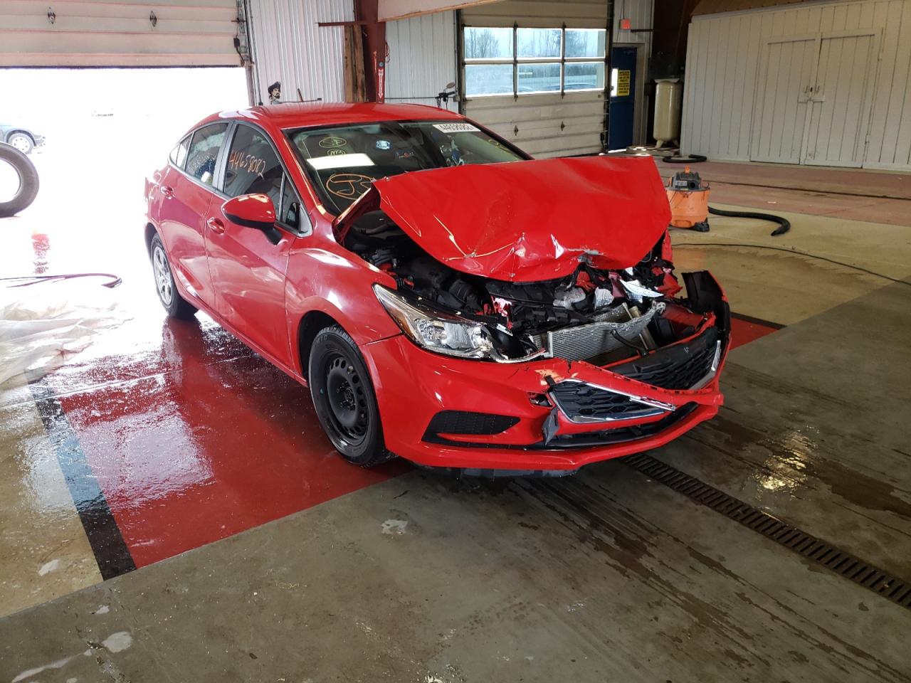 CHEVROLET CRUZE LS 2018 with VIN 1G1BC5SM0J7211536 - Photo from auction
