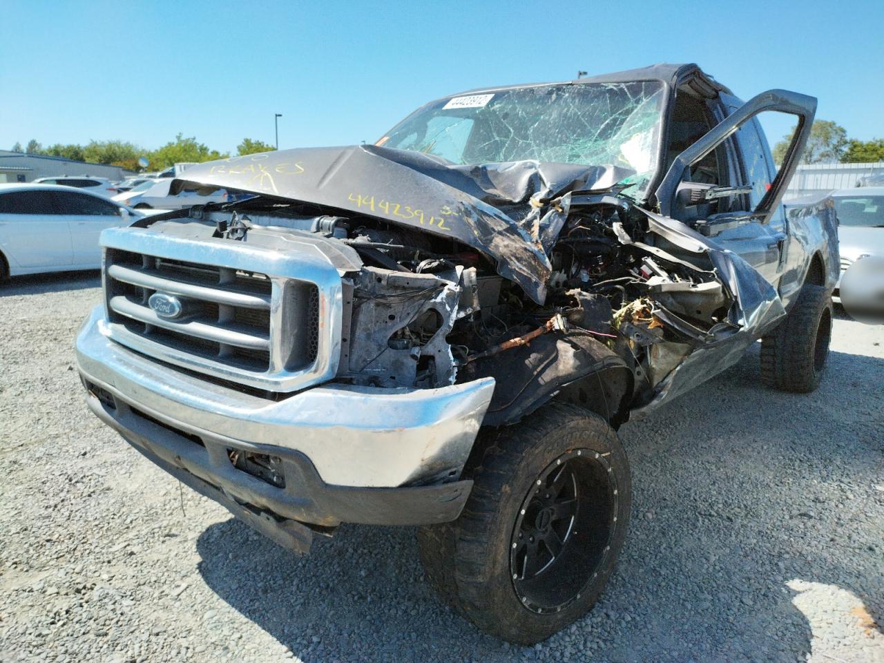 Photo 2 from auction – 2004 FORD F250 SUPER with VIN 1FTNX21P94EC63296