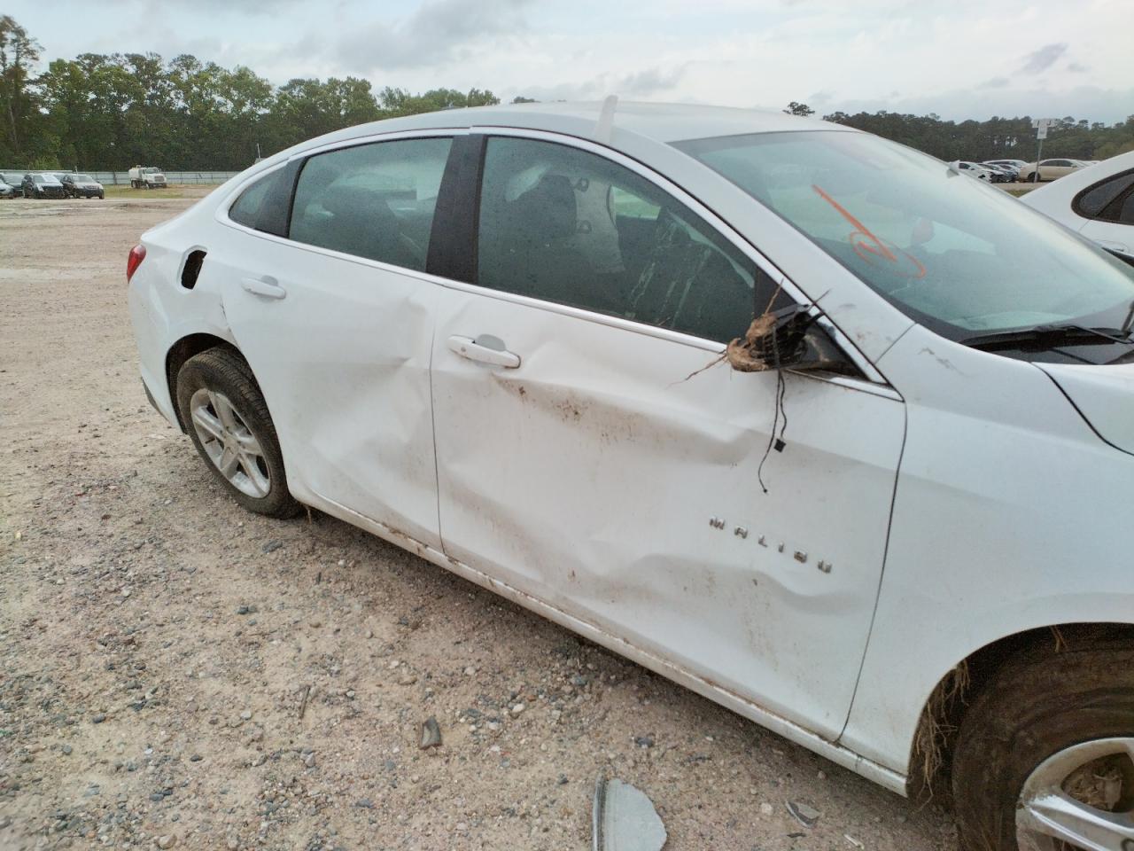 Photo 9 from auction – 2021 CHEVROLET MALIBU LS with VIN 1G1ZC5ST2MF087639