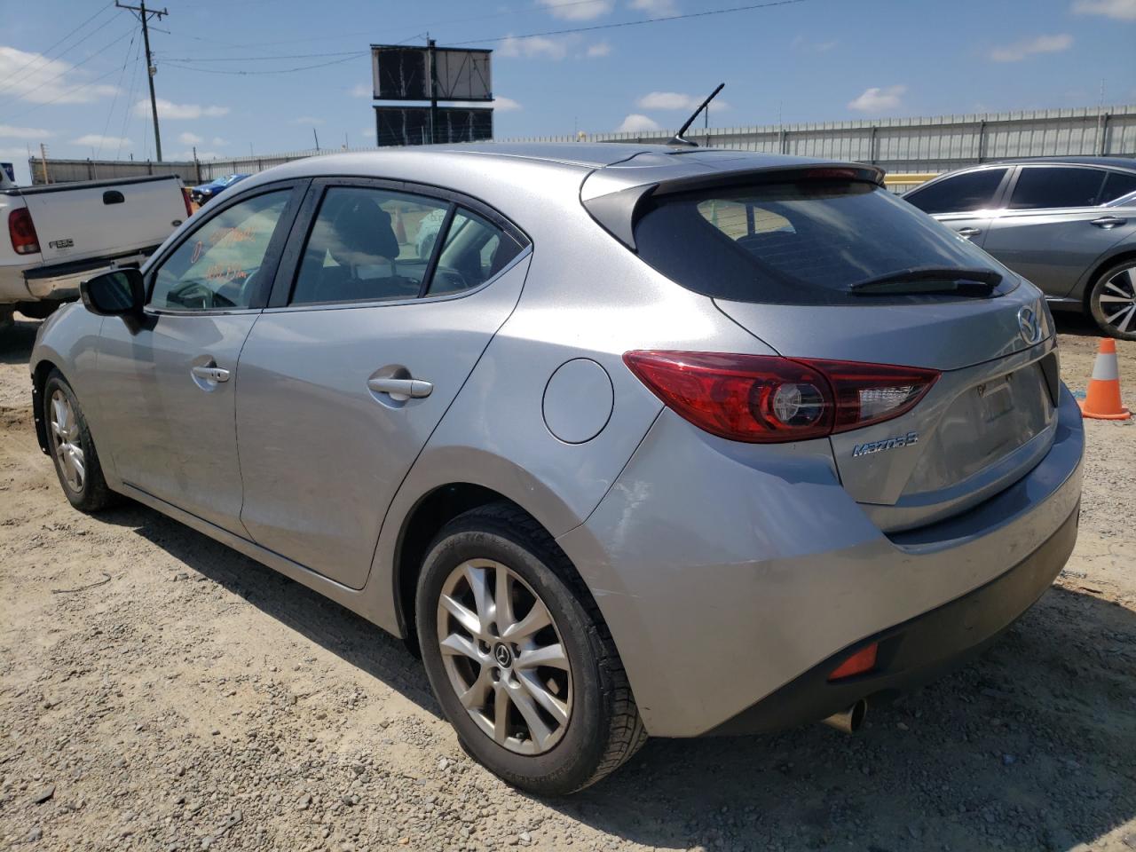 Photo 3 from auction – 2015 MAZDA 3 TOURING with VIN JM1BM1L79F1271234