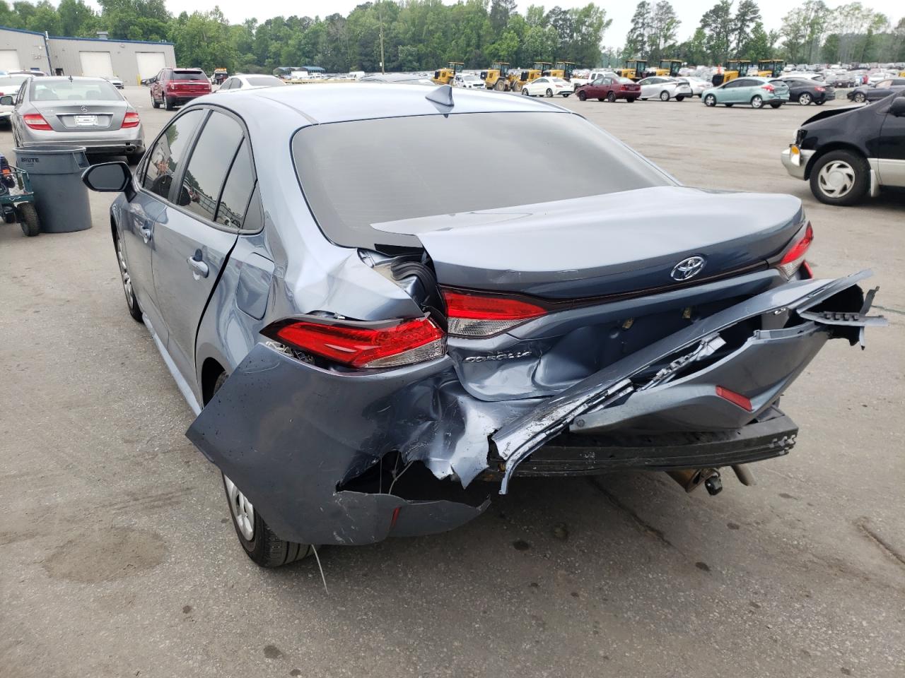 Photo 3 from auction – 2021 TOYOTA COROLLA LE with VIN JTDEPMAE5MJ181647