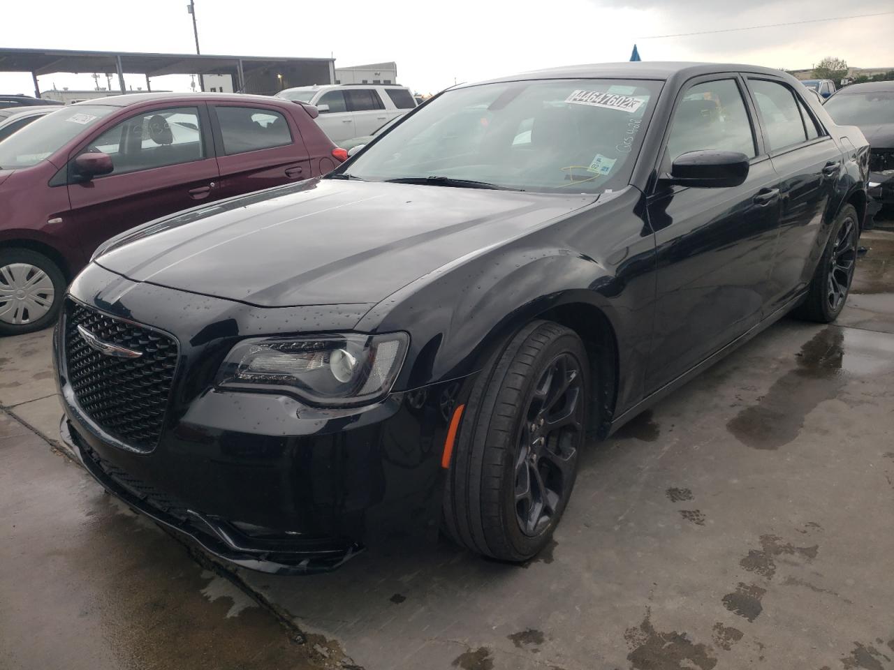 Photo 2 from auction – 2020 CHRYSLER 300 S with VIN 2C3CCABG5LH145723