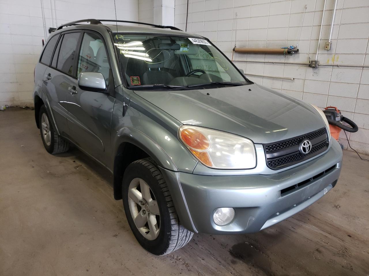 TOYOTA RAV4 2005 z numerem VIN JTEHD20V850040070 - Zdjęcie z aukcji