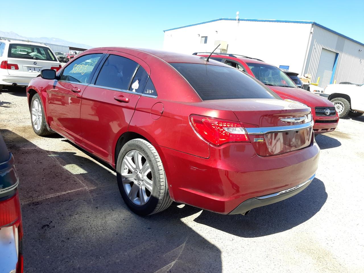 Photo 3 from auction – 2013 CHRYSLER 200 TOURIN with VIN 1C3CCBBG2DN531871