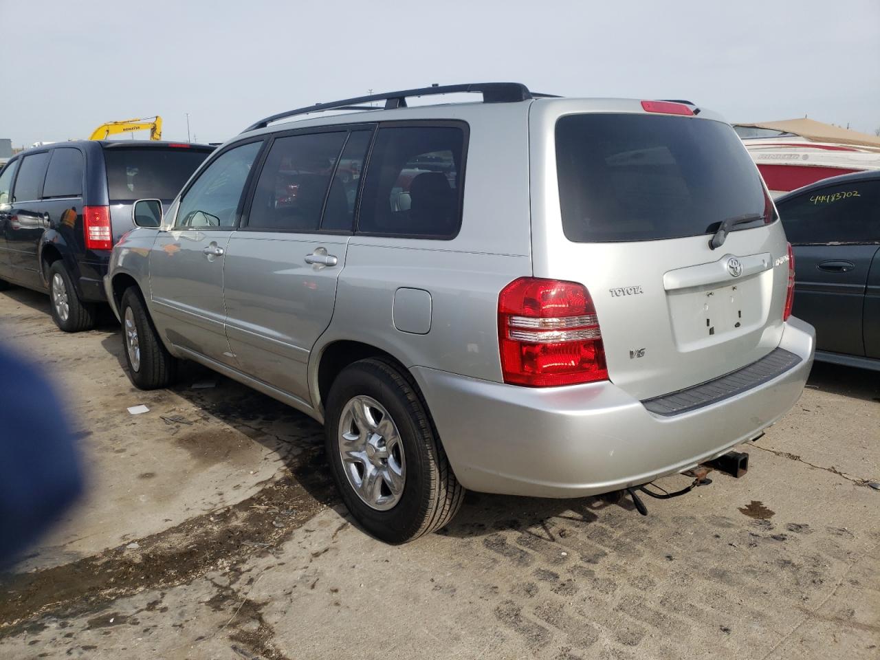 Photo 3 from auction – 2003 TOYOTA HIGHLANDER with VIN JTEGF21A230110094