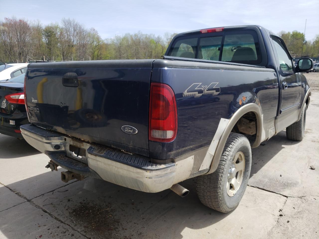Photo 4 from auction – 2002 FORD F150 with VIN 2FTRF18W62CA16378
