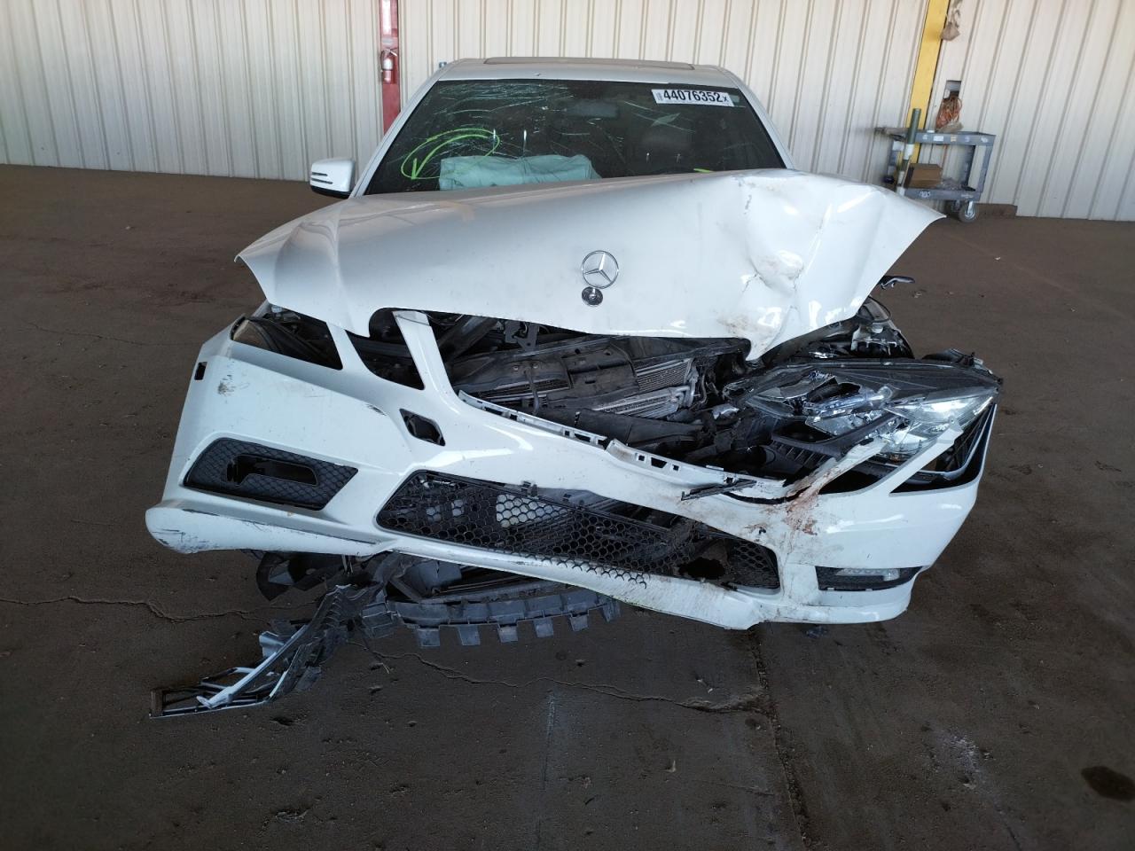 Photo 9 from auction – 2011 MERCEDES-BENZ E 350 BLUE with VIN WDDHF2EBXBA490764