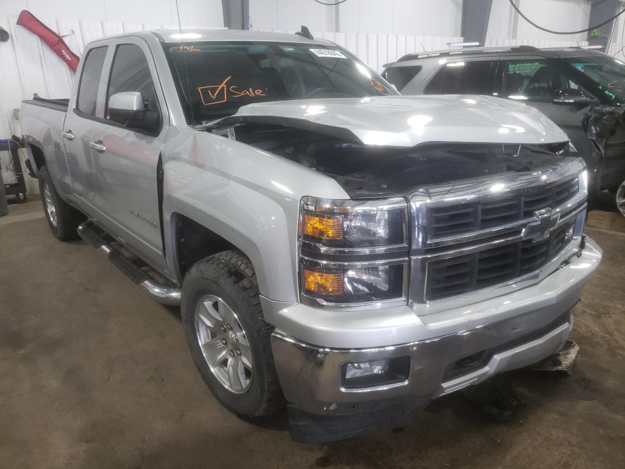 CHEVROLET SILVERADO 2015 with VIN 1GCVKREC9FZ397266 - Photo from auction