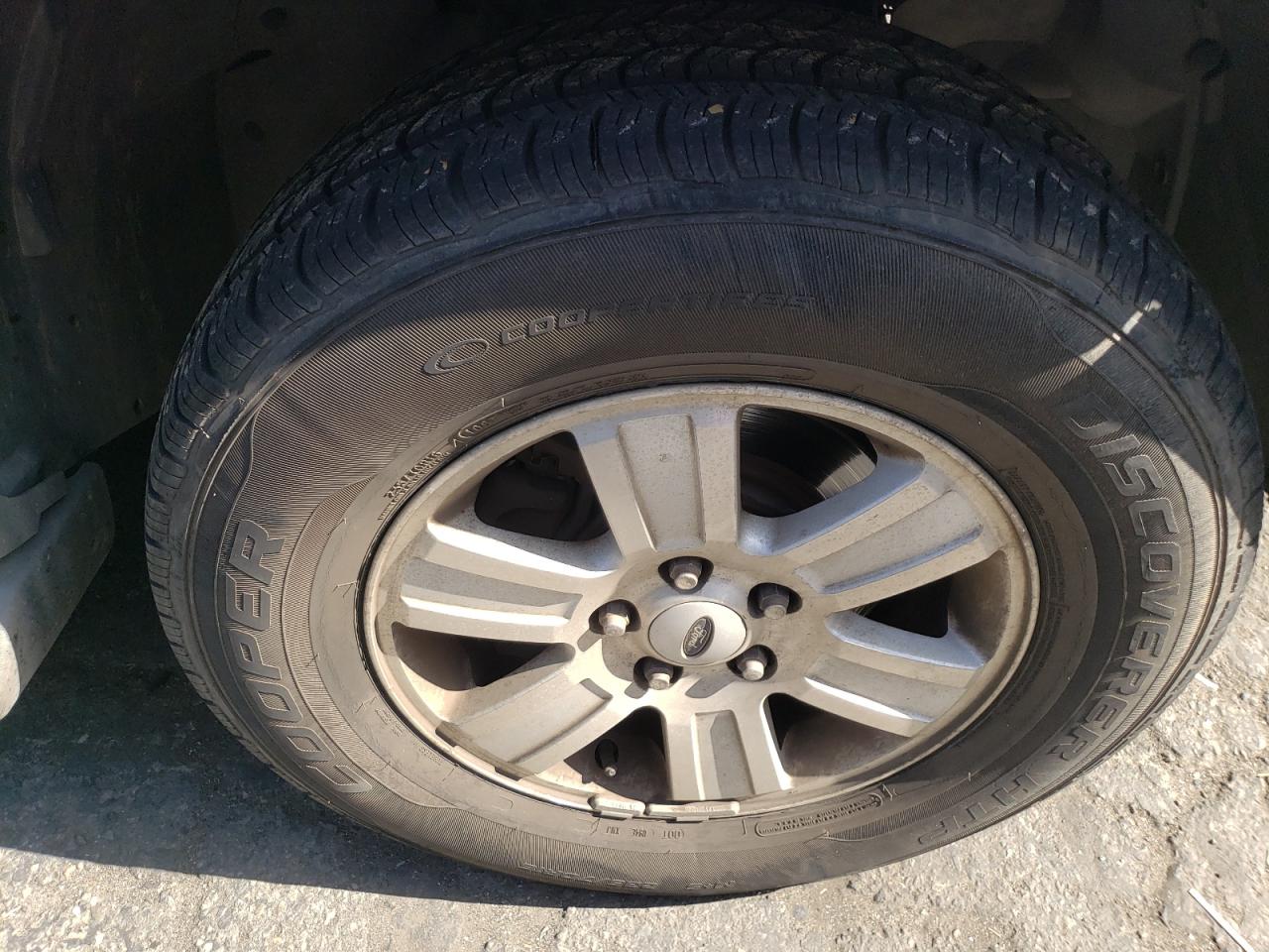 صورة رقم 9 من المزاد - 2006 FORD EXPLORER X مع VIN 1FMEU63E96ZA01135