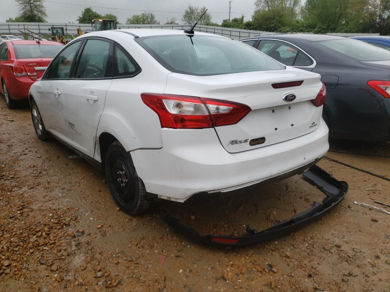 Photo 3 from auction – 2013 FORD FOCUS SE with VIN 1FADP3F25DL246012