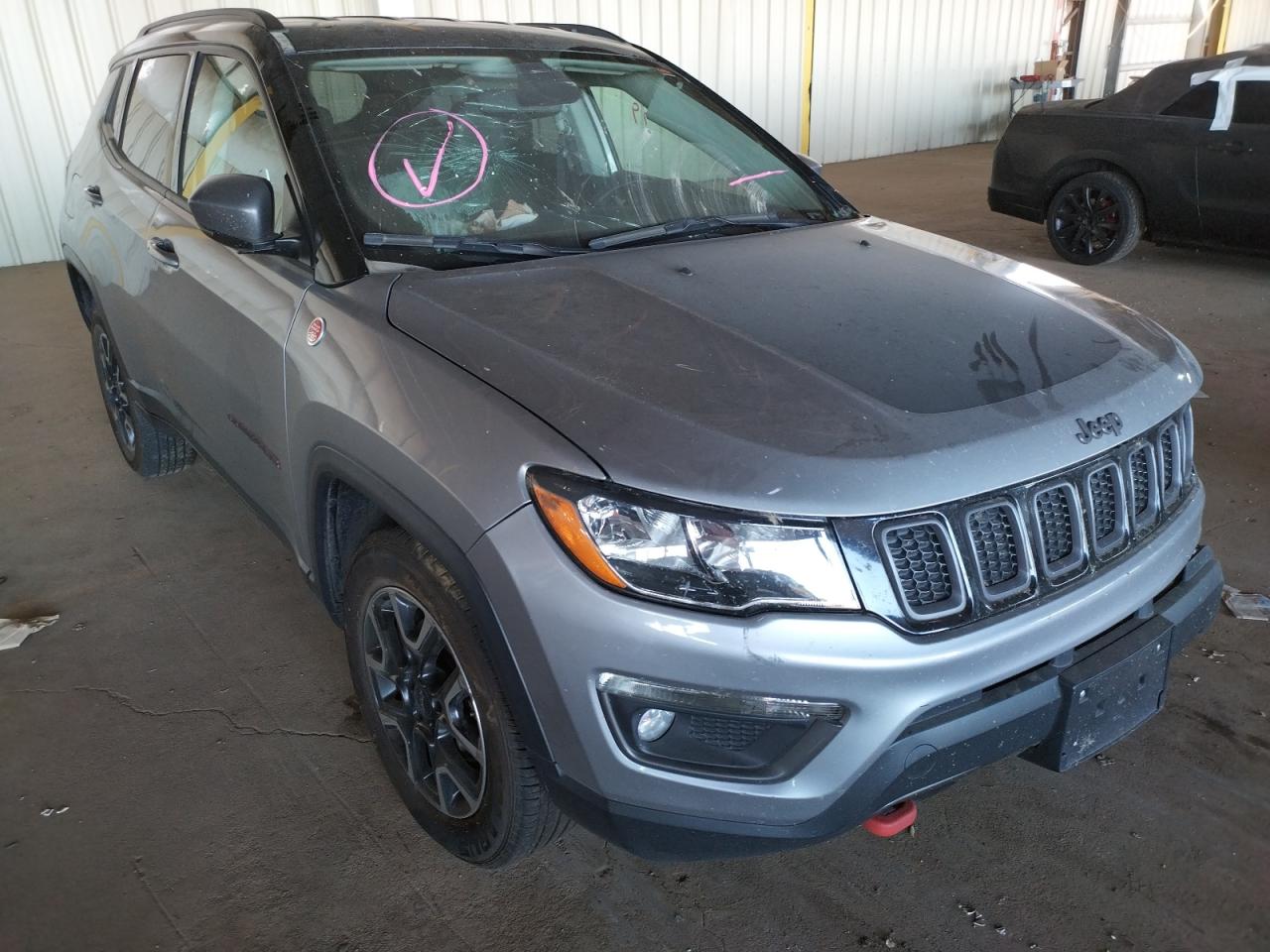 JEEP COMPASS TR 2019 with VIN 3C4NJDDB2KT747921 - Photo from auction