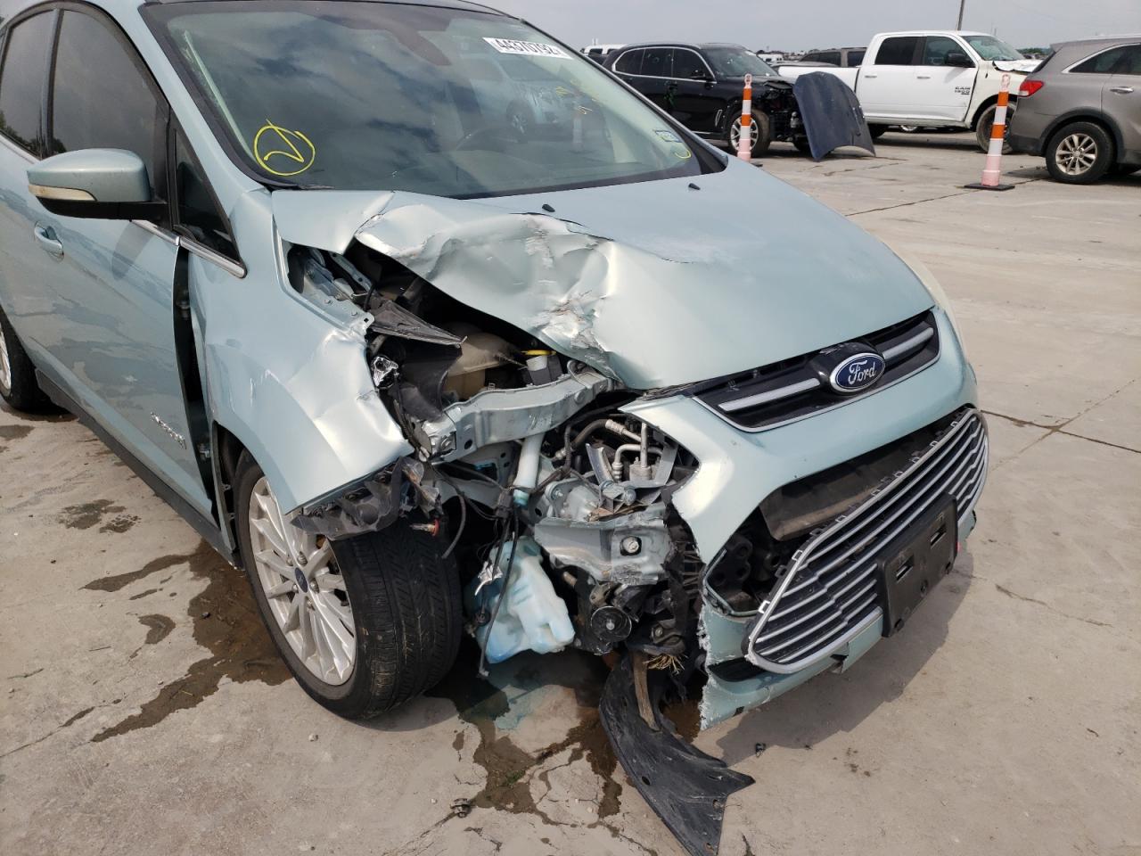 Photo 9 from auction – 2014 FORD C-MAX SEL with VIN 1FADP5BUXEL503055