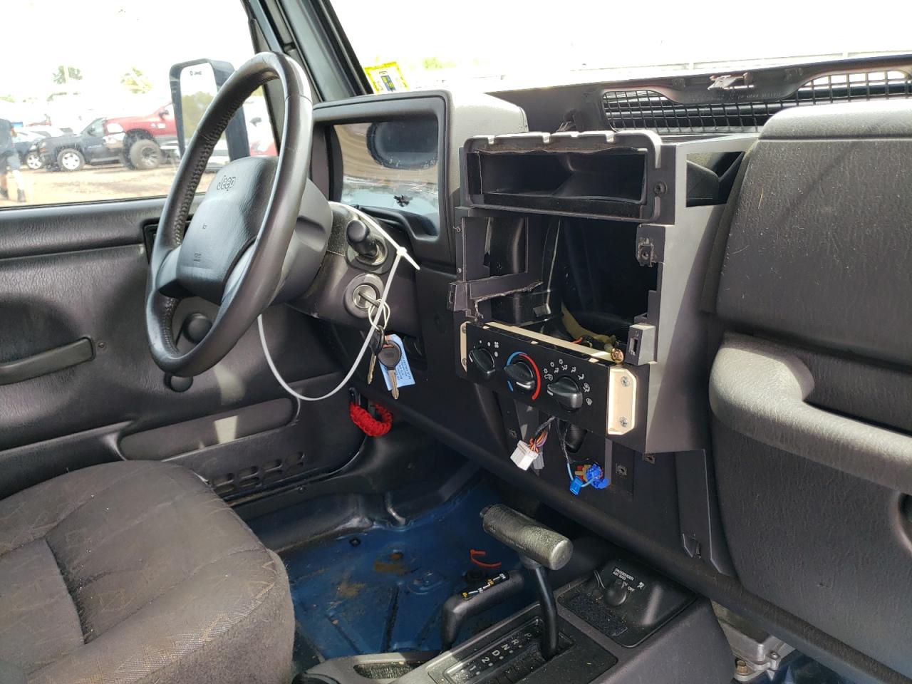 Photo 9 from auction – 2002 JEEP WRANGLER / with VIN 1J4FA49S62P720331