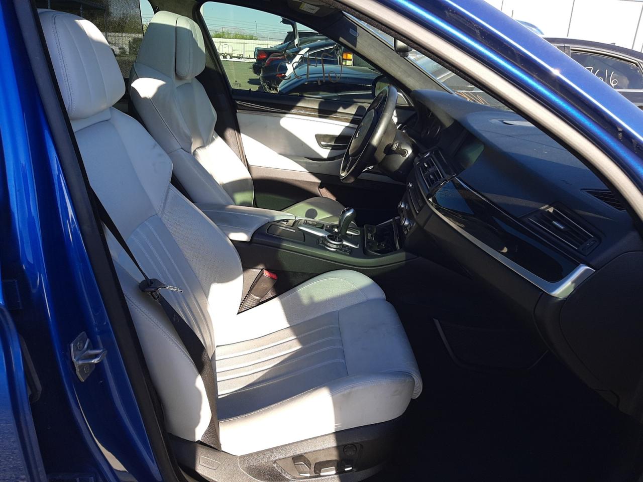 Photo 5 from auction – 2013 BMW M5 with VIN WBSFV9C5XDC773983