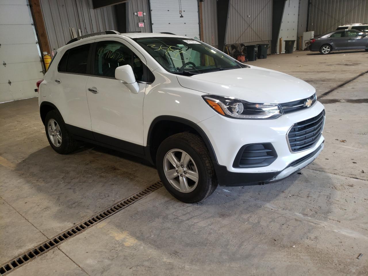 CHEVROLET TRAX 1LT 2019 with VIN KL7CJLSB4KB910331 - Photo from auction