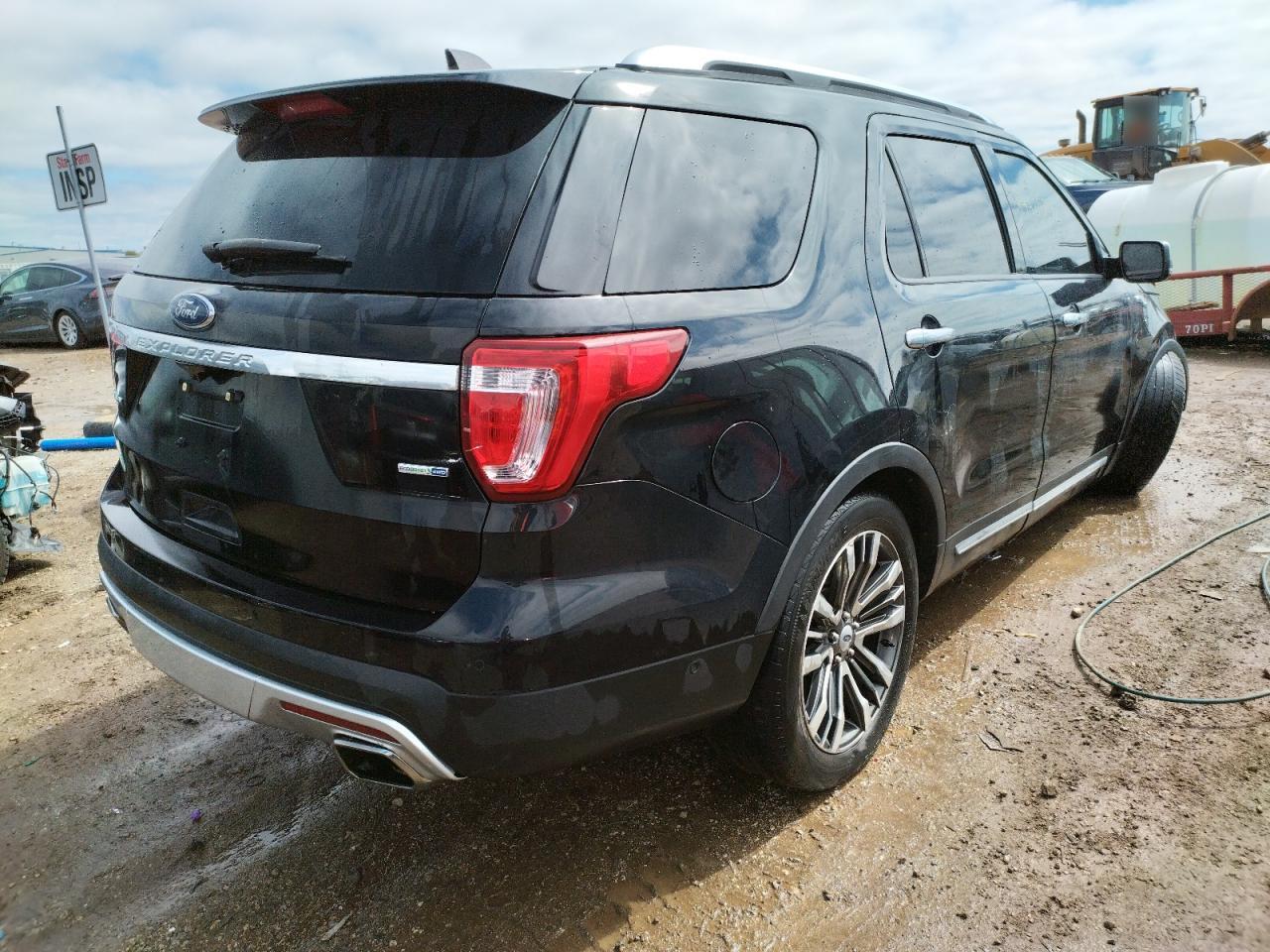 Photo 4 from auction – 2016 FORD EXPLORER P with VIN 1FM5K8HT6GGB93359