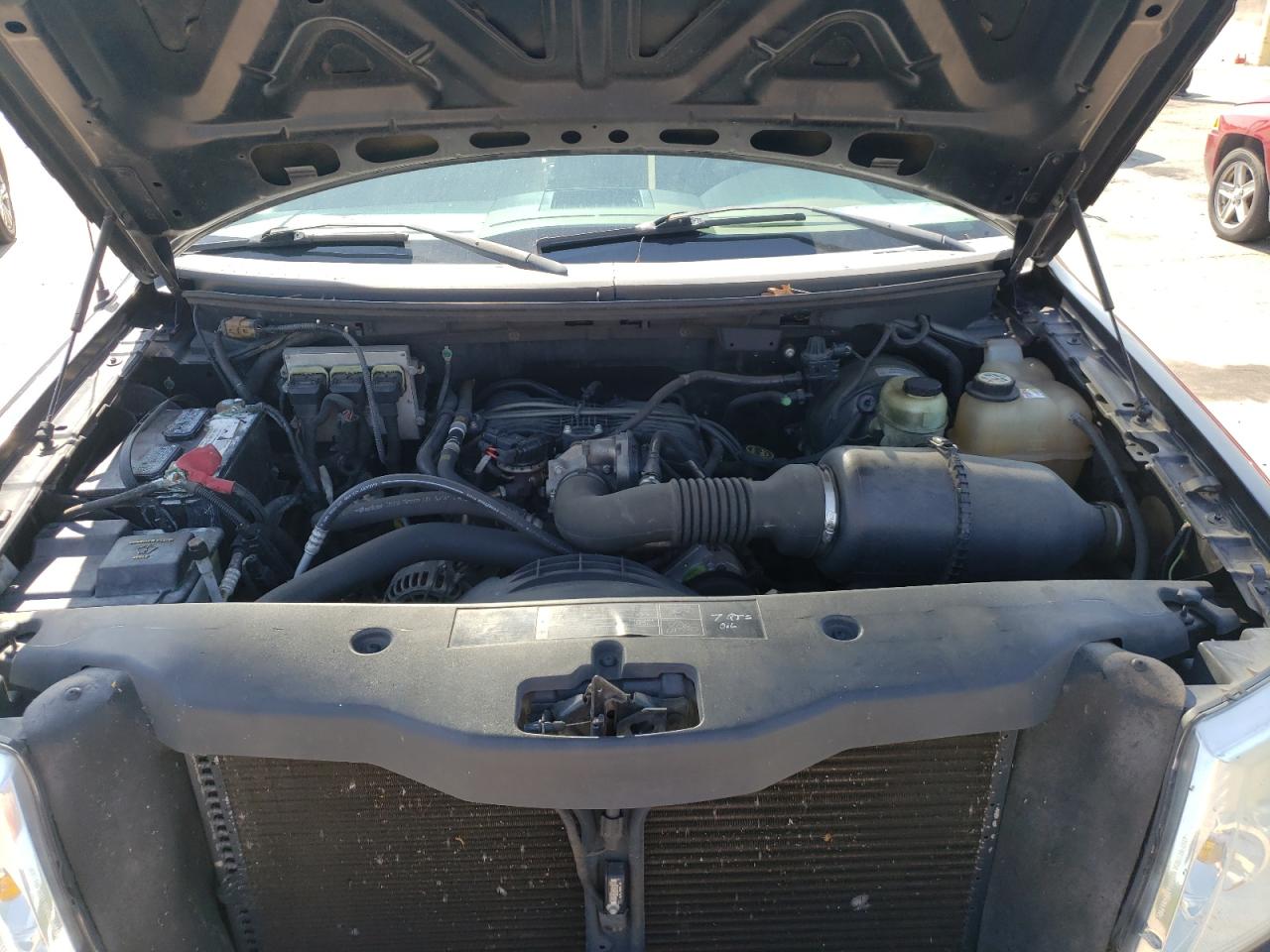 Photo 7 from auction – 2005 FORD F150 with VIN 1FTRF12235NB62385