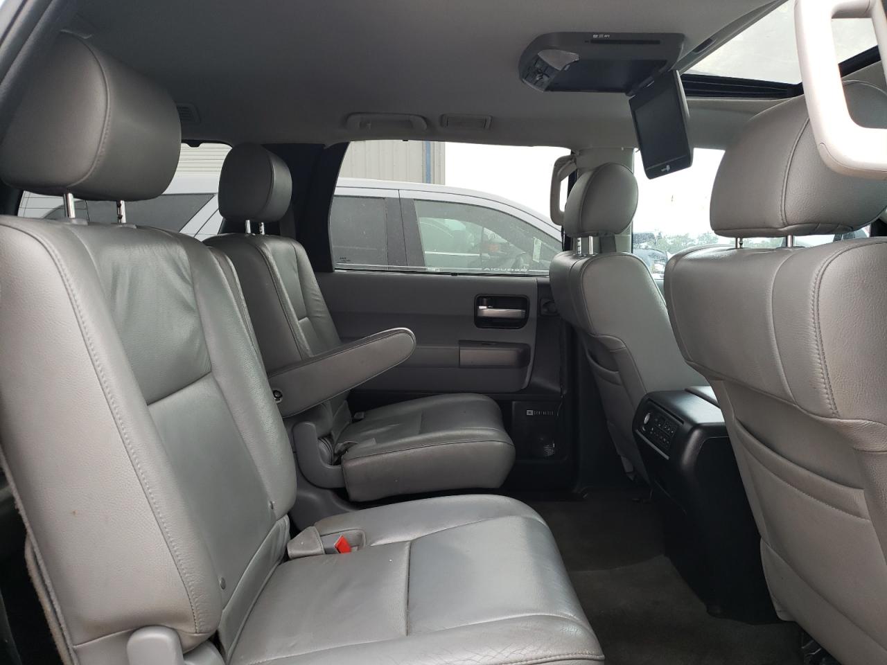 Photo 6 from auction – 2012 TOYOTA SEQUOIA LI with VIN 5TDKY5G12CS041888