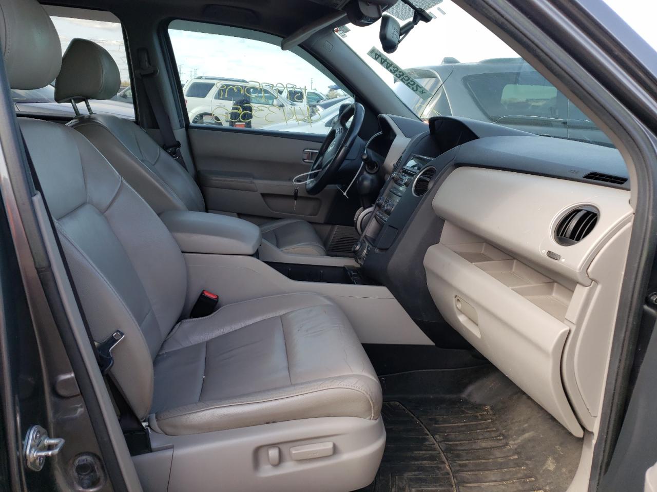 Photo 5 from auction – 2013 HONDA PILOT EXLN with VIN 5FNYF4H76DB076744