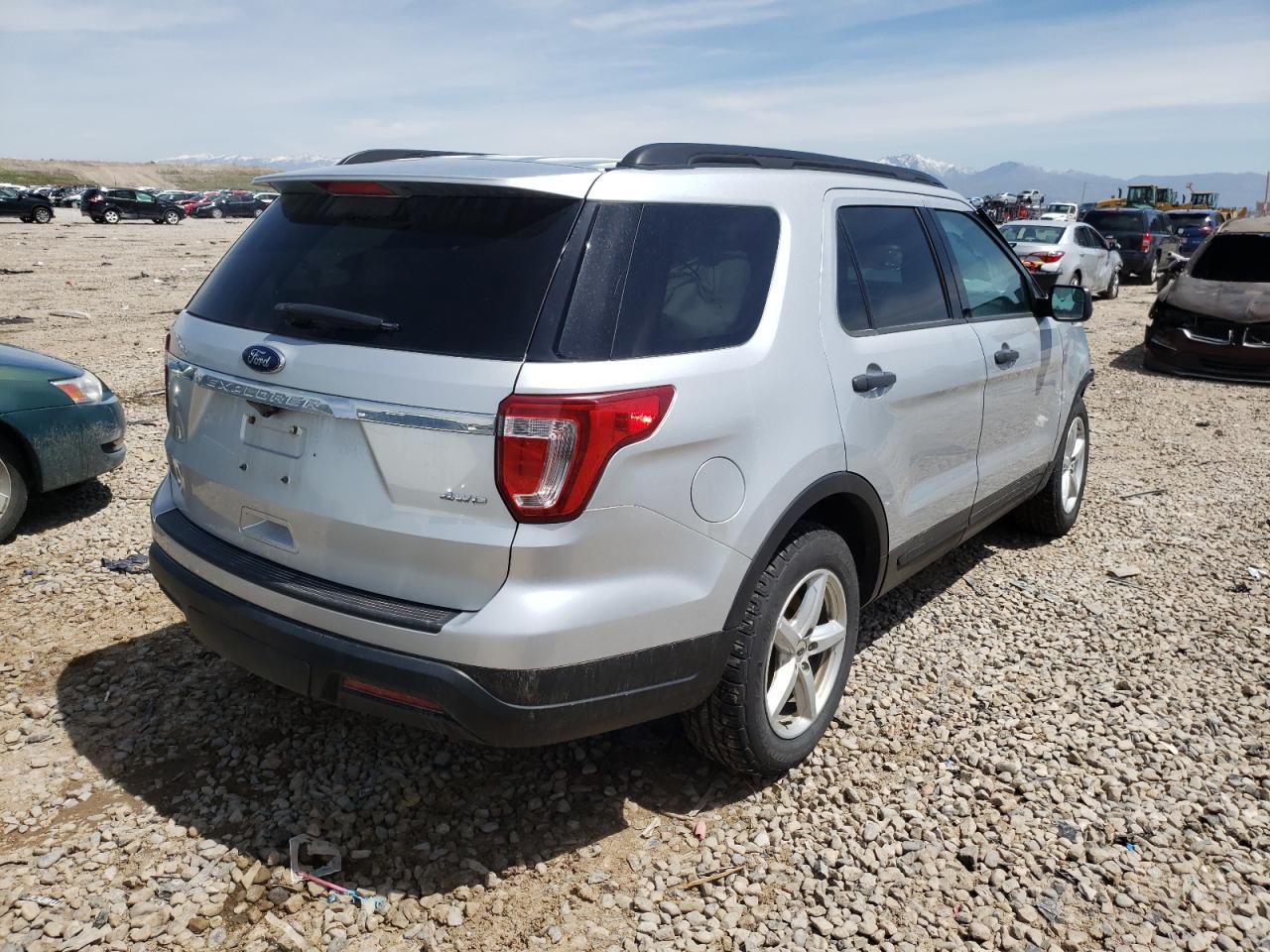 Photo 4 from auction – 2018 FORD EXPLORER with VIN 1FM5K8B81JGA59757