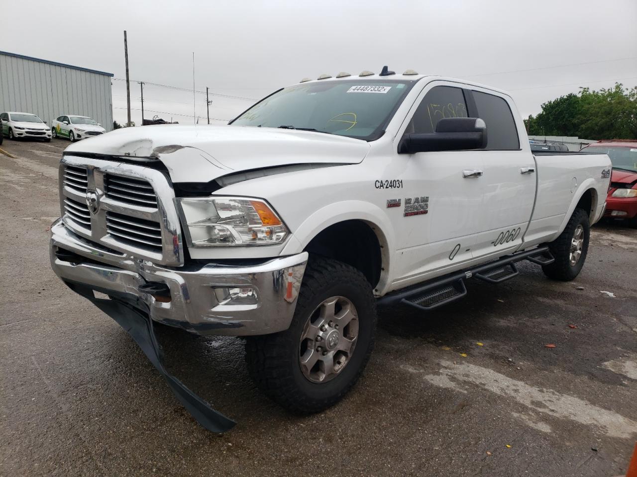 Photo 2 from auction – 2017 RAM 2500 SLT with VIN 3C6UR5JJ3HG619671