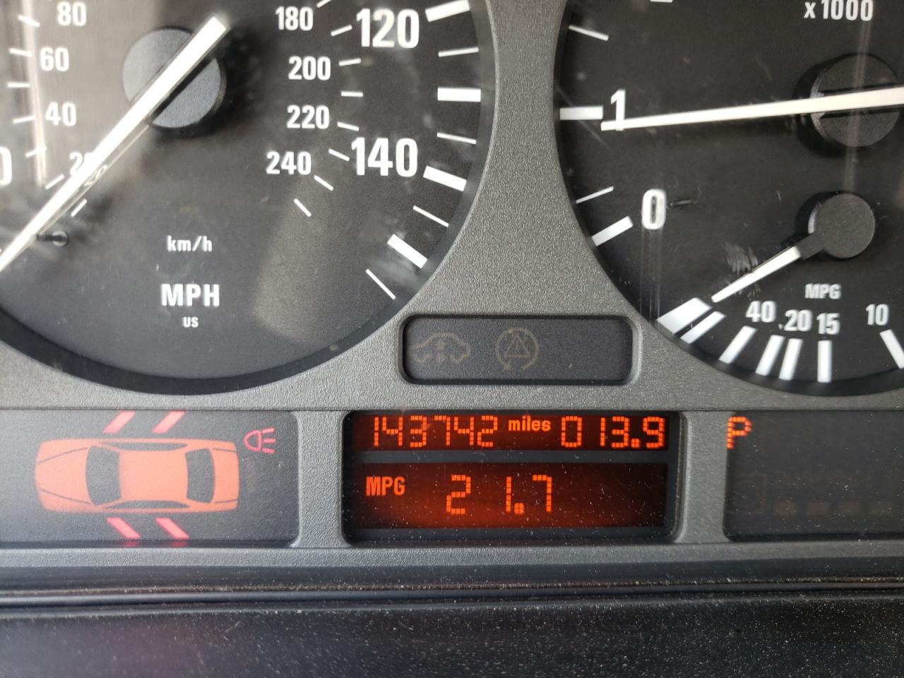 Photo 8 from auction – 1999 BMW 528 I AUTO with VIN WBADM6331XBY30450