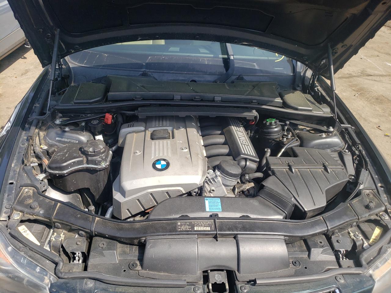 Photo 7 from auction – 2006 BMW 325 I with VIN WBAVB13546PT09156
