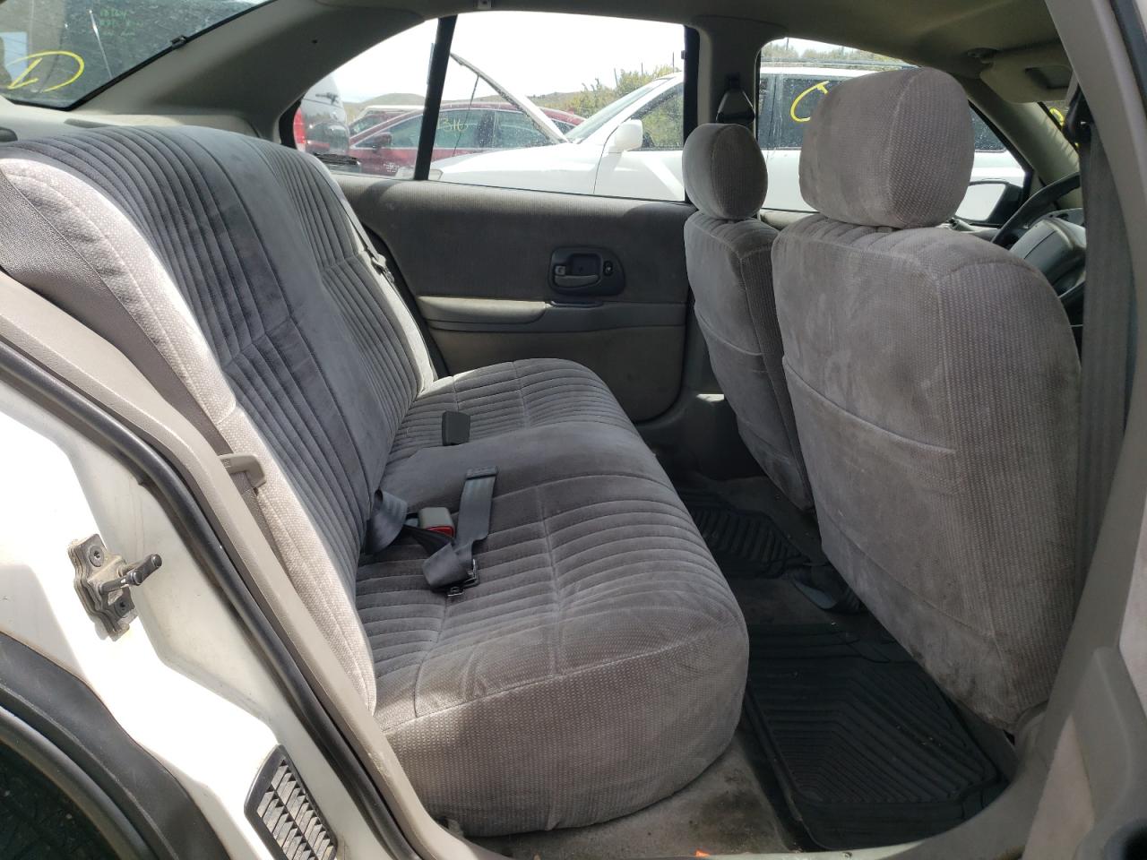 Photo 6 from auction – 2001 CHEVROLET LUMINA with VIN 2G1WL52J411295607