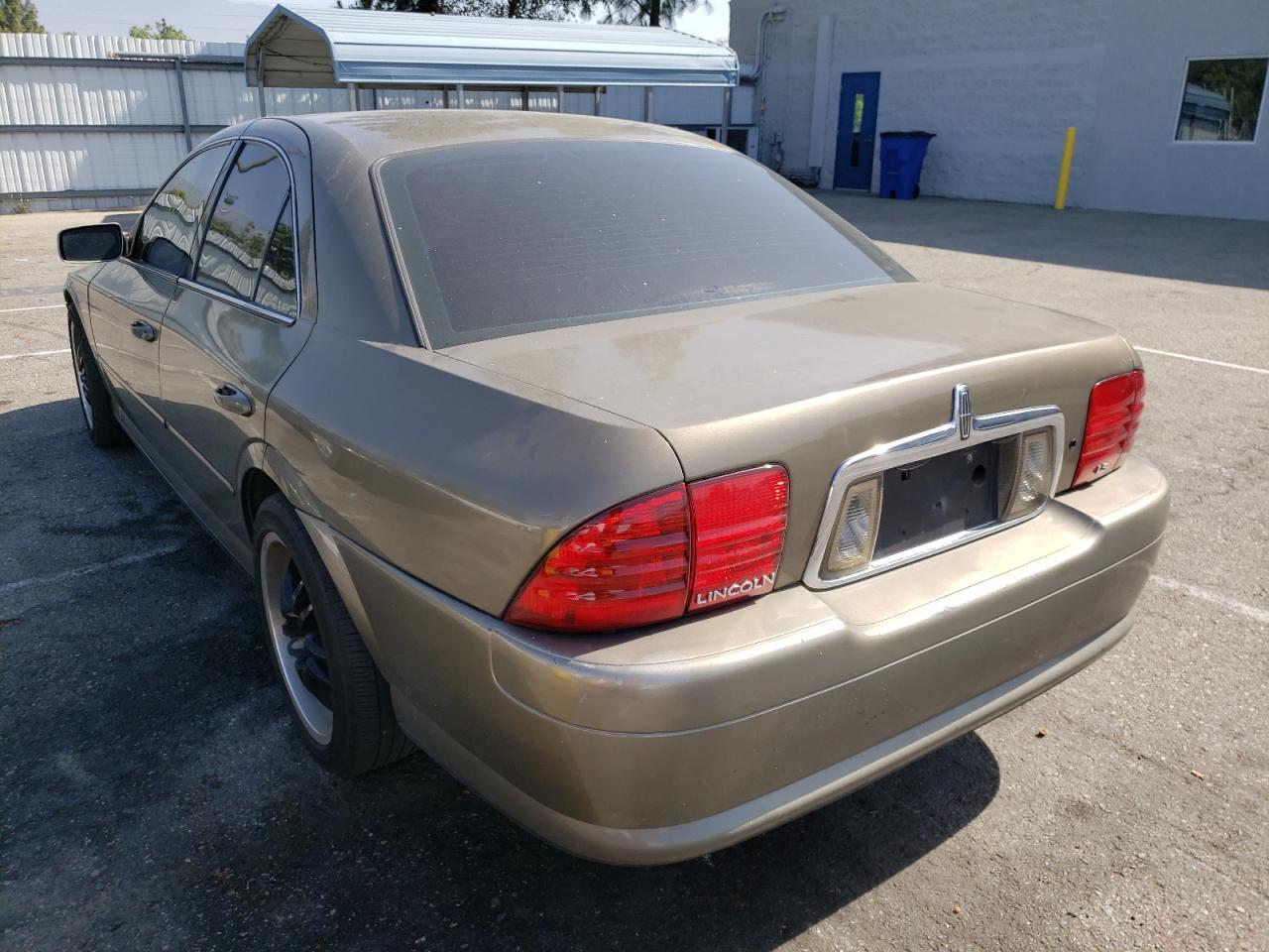 Photo 3 from auction – 2001 LINCOLN LS with VIN 1LNHM86S01Y675523