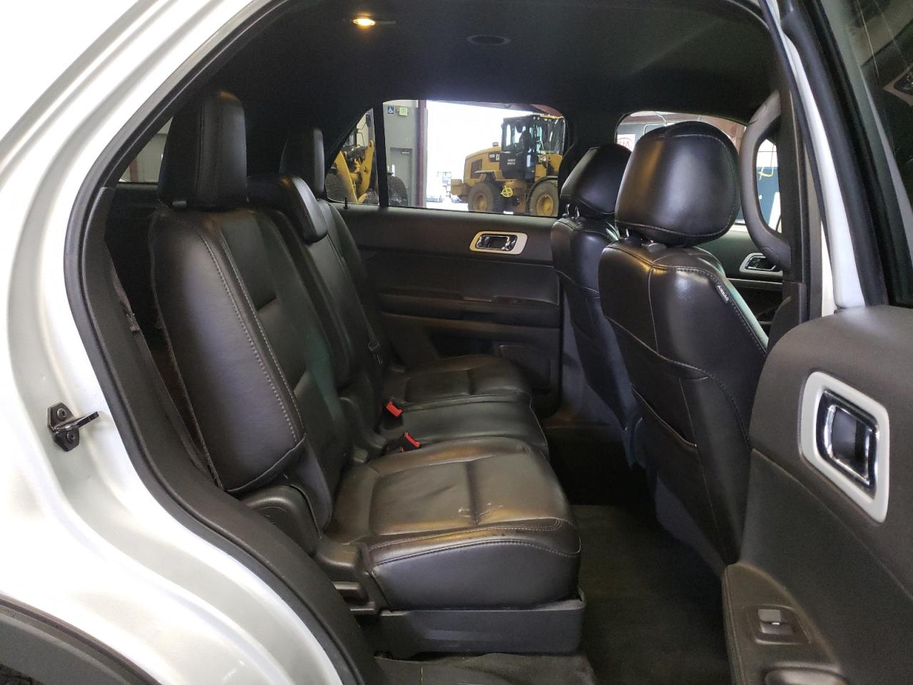Photo 6 from auction – 2014 FORD EXPLORER with VIN 1FM5K8D85EGA35898