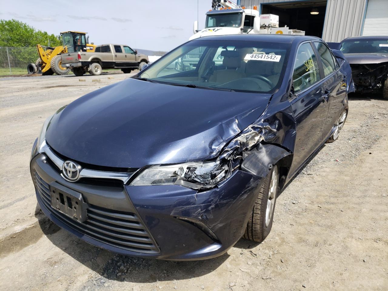 Photo 2 from auction – 2016 TOYOTA CAMRY LE with VIN 4T1BF1FK7GU555340